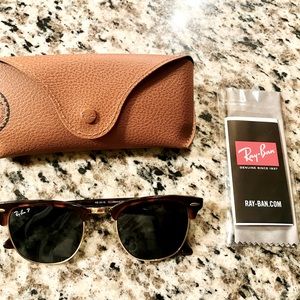 Ray-Ban Clubmaster Classic - Green Classic Lenses with Tortoise Frames.